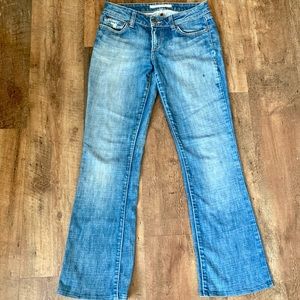 Joe’s Jeans Harvey Style | Straight Leg | The Honey | Size 27 | Medium Wash
